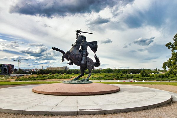 Visiter bordeaux : une aventure à travers ses quartiers et musées